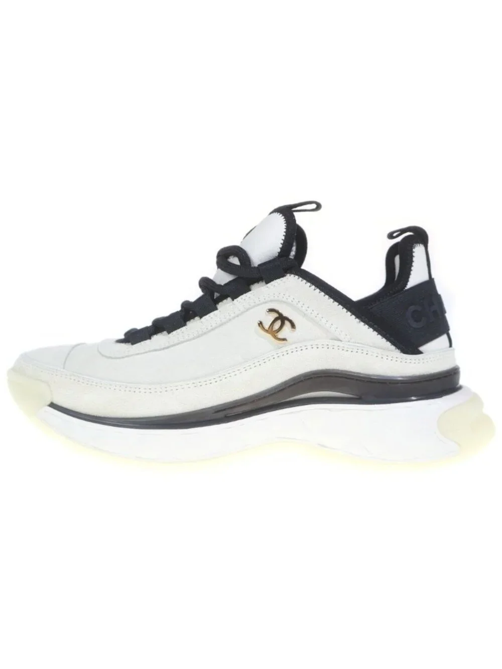 Chanel CC Logo Wade Low Cut Sneakers White Black